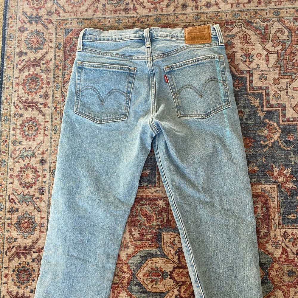 Levi’s Wedgie Straight Jean